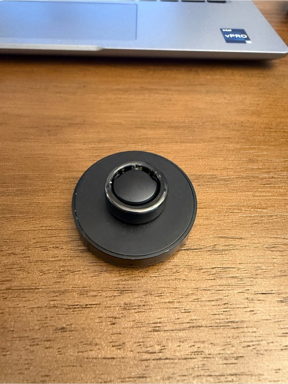 Oura Ring - Gen 3 (Size 7) with charger